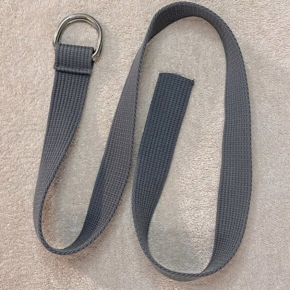 5/$25 Grey Woven Canvas Belt with D Style Buckle - Picture 5 of 6